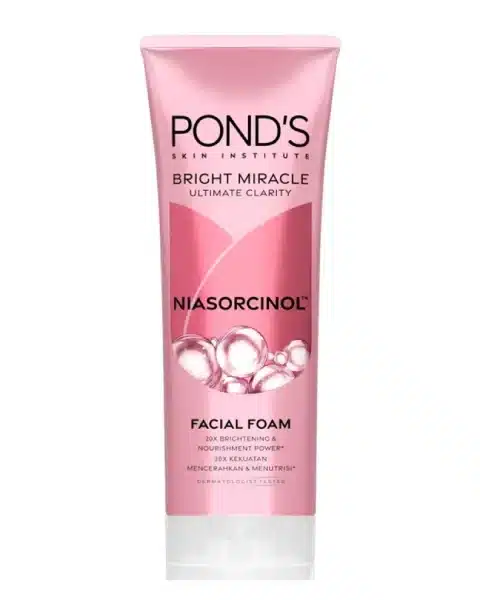 \Pond’s Bright Miracle Ultimate Clarity Niasorcinol Facial Foam 20X BRIGHTENING AND NOURISHMENT POWER NEW nourishes & brightens while cleansing your face. Introducing NIASCORCINOLTM – a breakthrough ingredient founded by the POND’S SKIN INSTITUTE. NIASCORCINOLTM, is a blend of Niacinamide 20X skin nourishment E-Resorcinol proven to have 20x brightening power Feel the Miracle of bright amp; nourished skin with Pond’S Ultimate Skin Clarity Mix the product with a small amount of water.