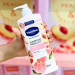 Vaseline Peach Body Lotion